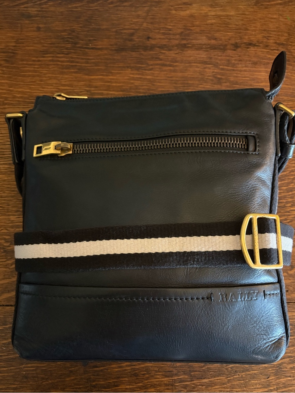 Bally Trainspotting Vintage Black Leather Crossbody Messenger Bag Grain Leather
